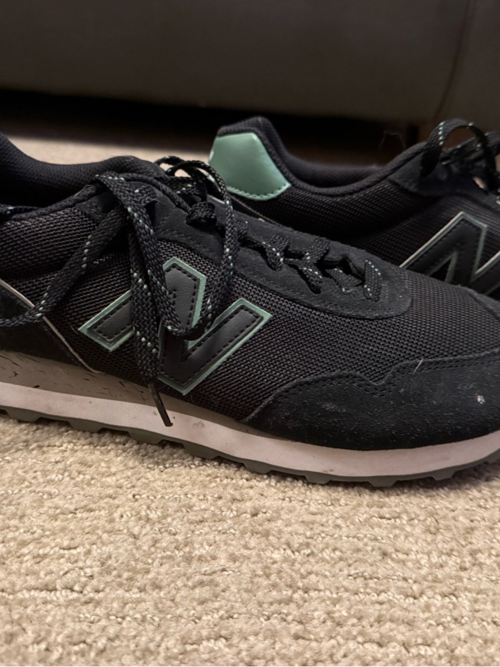 New Balance Men's Black Sneakers with green Accent